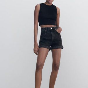 Zara mom fit black denim shorts size 30 US 10